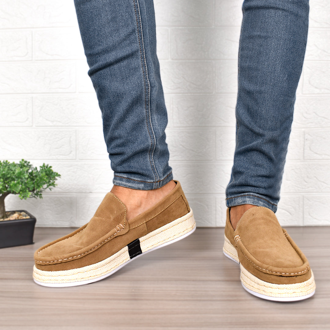 gid://shopify/MediaImage/41238643179809